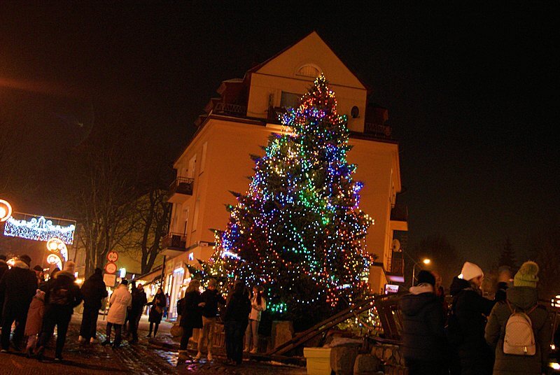 Choinka w zimowej stolicy Polski - Krupówki